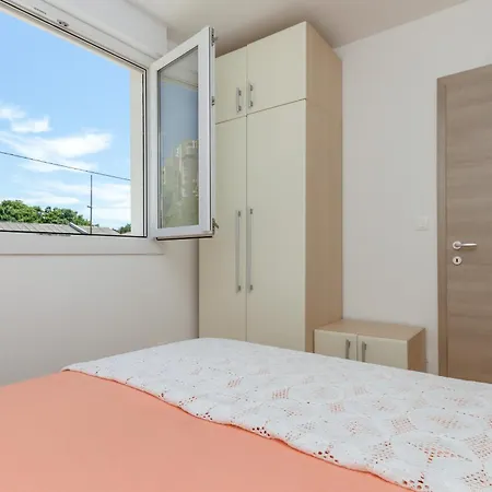 Great Near Beach And Old Town Appartement Split